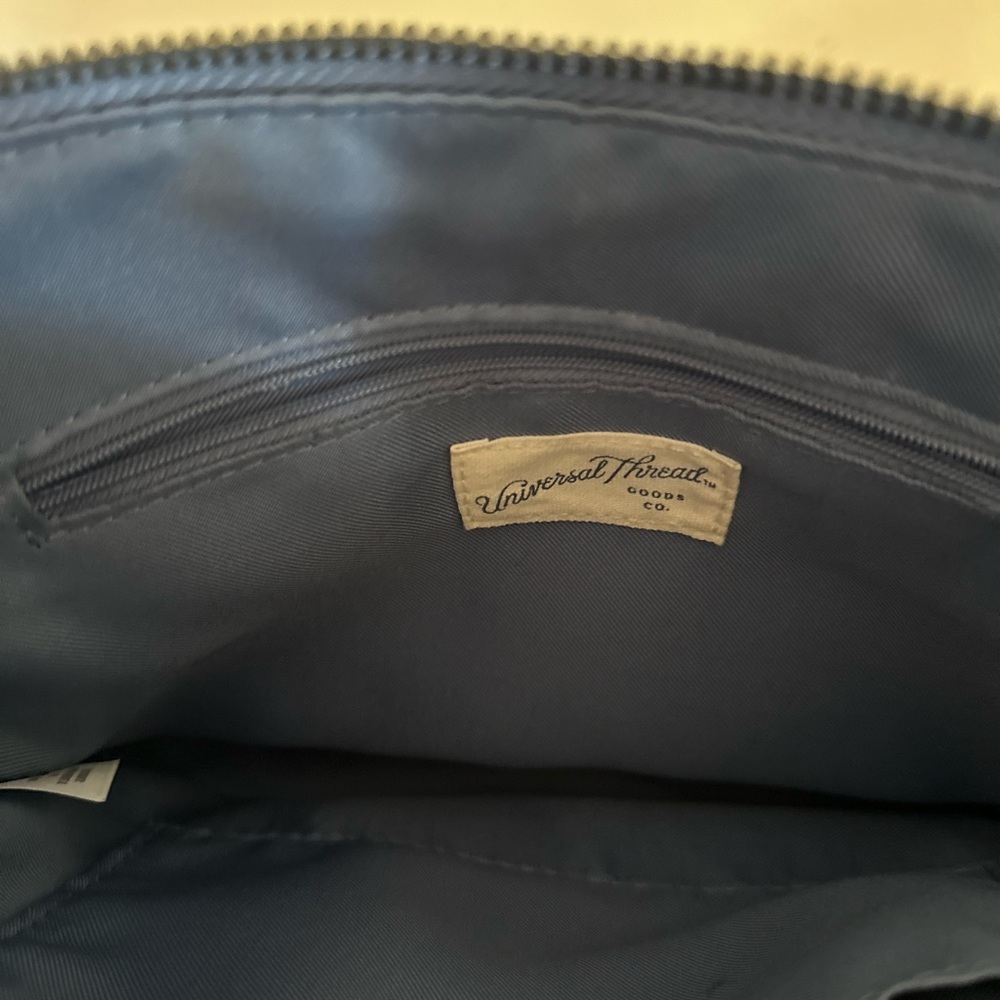 Universal Threads Dusty Blue Crossbody Bag - Picture 3 of 3